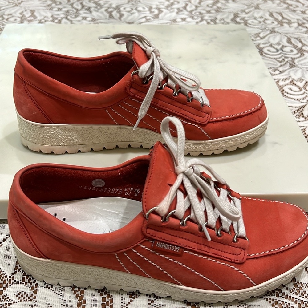 Mephisto, Original casual shoes.